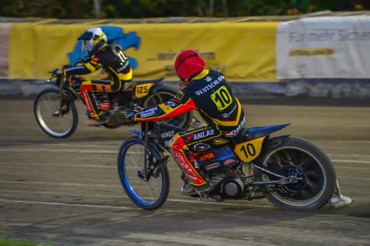 Lukas Fienhage (l.) und Mario Niedermeier vom Team Deutschland in Vechta