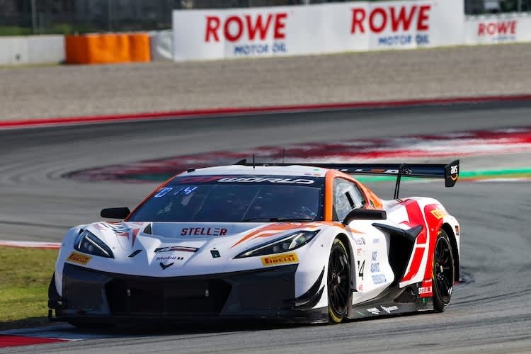 Im Corvette-Team Steller Motorsport laufen die Vorbereitungen auf die 2026er GT World Challenge-Saison mit Hochdruck - GT-Star Dennis Lind wird die Z06 GT3.R in Barcelona testen