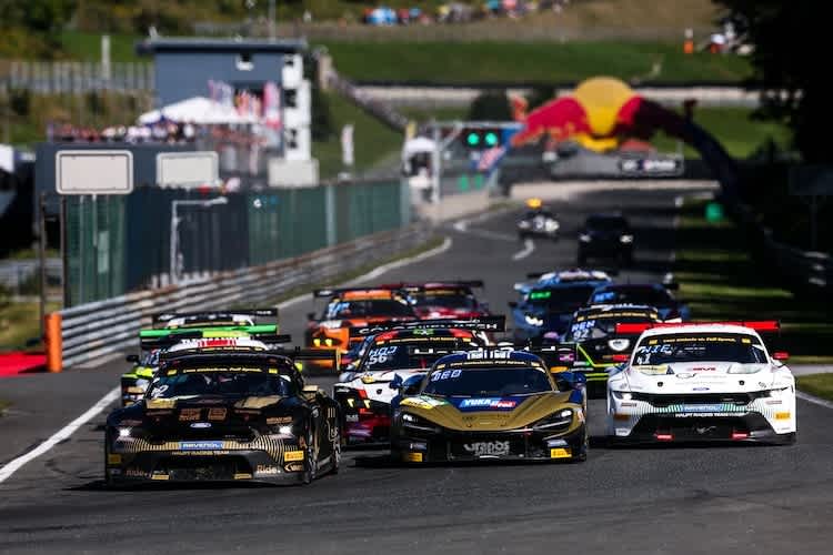 Das ADAC GT Masters sorgte für GT3-Action im Nesselgraben