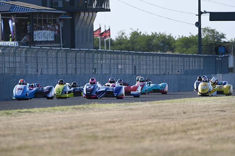 Mitte April 2026 startet die Seitenwagen-WM in die neue Saison