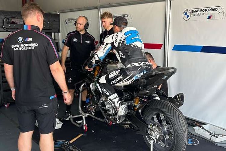 Marcel Schrötter war bereits beim Aragon für BMW im Einsatz