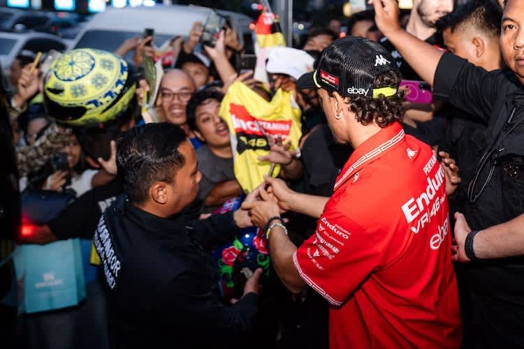 Dank Heim-GP des Hauptsponsors: Franco Morbidelli in der Menge