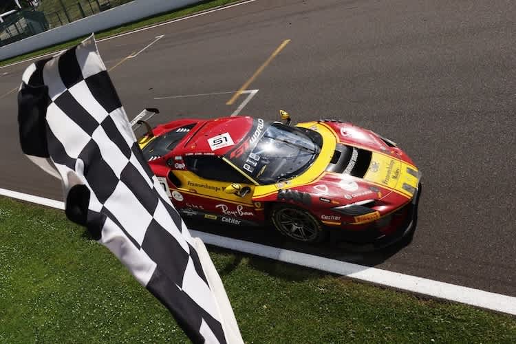 Yifei Ye startet in Barcelona im AF Corse Ferrari 296 GT3