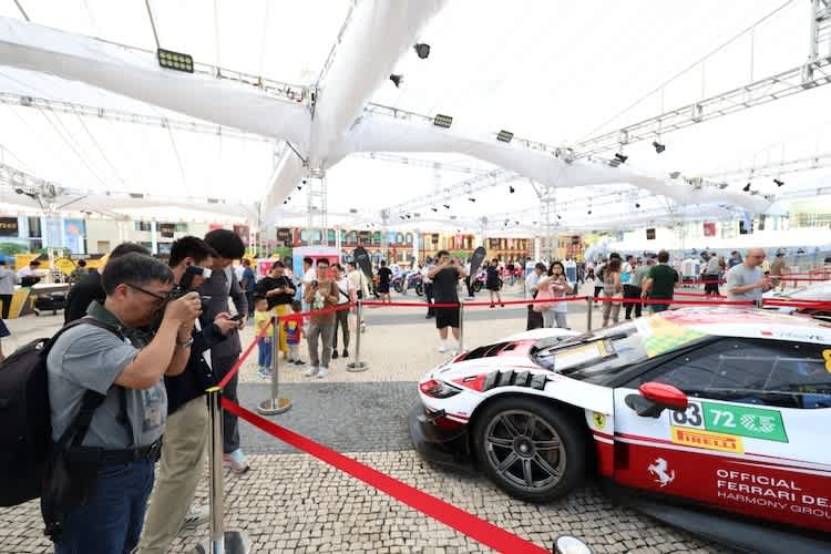 Die Fans sind heiß auf den FIA GT World Cup