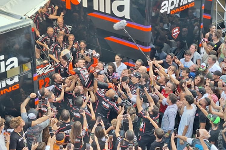 Grande Marco: Bezzecchi wurde wie ein Weltmeister gefeiert