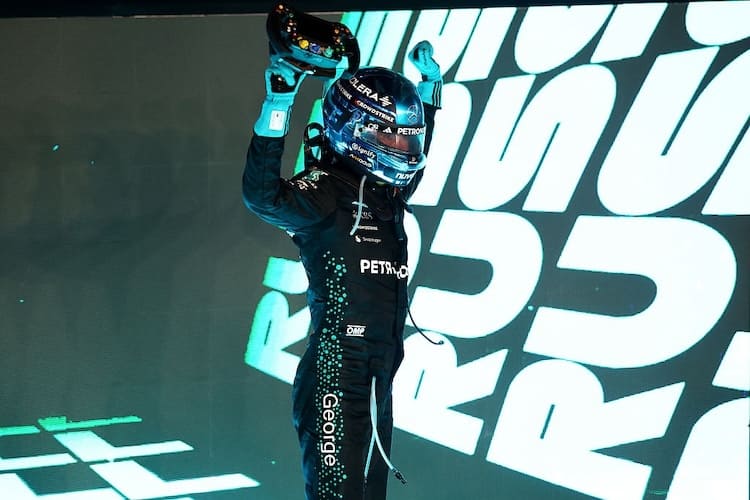 George Russell gewann in Singapur