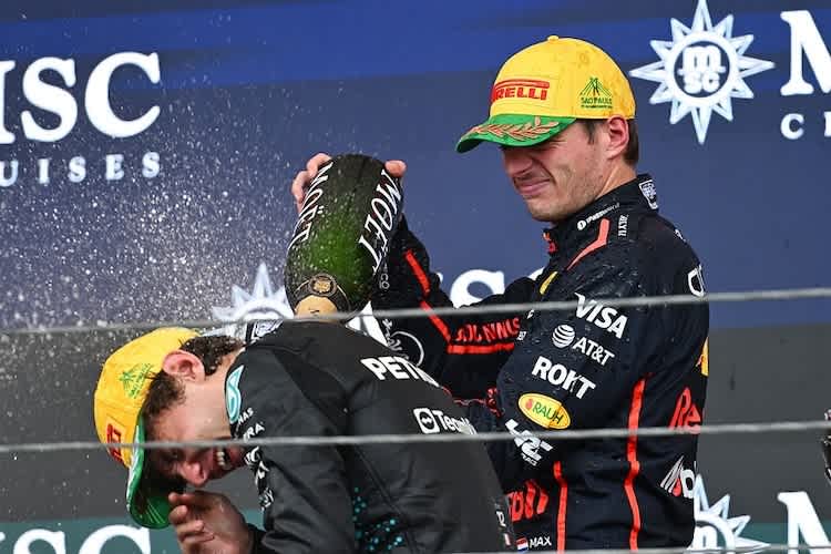Max Verstappen und Kimi Antonelli auf dem Podium in Interlagos