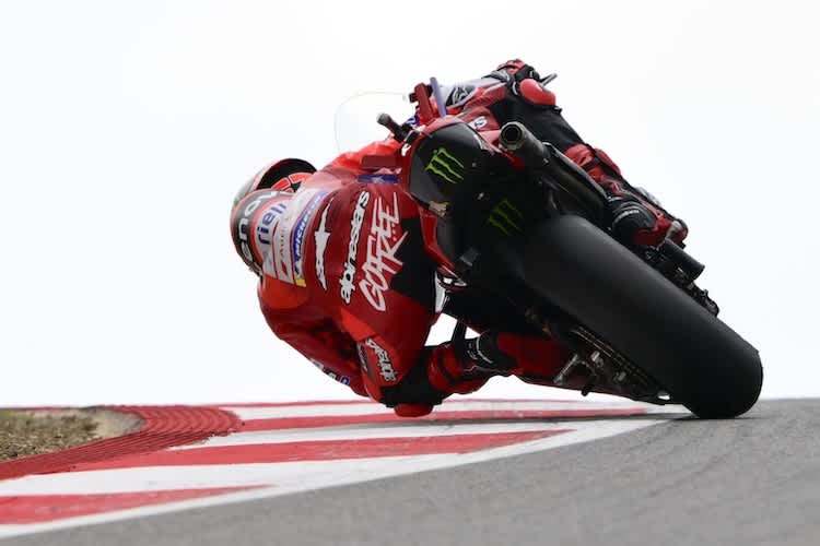 21 Piloten der MotoGP sahen Pecco Bagnaia im Portimao-Zeittraining von hinten