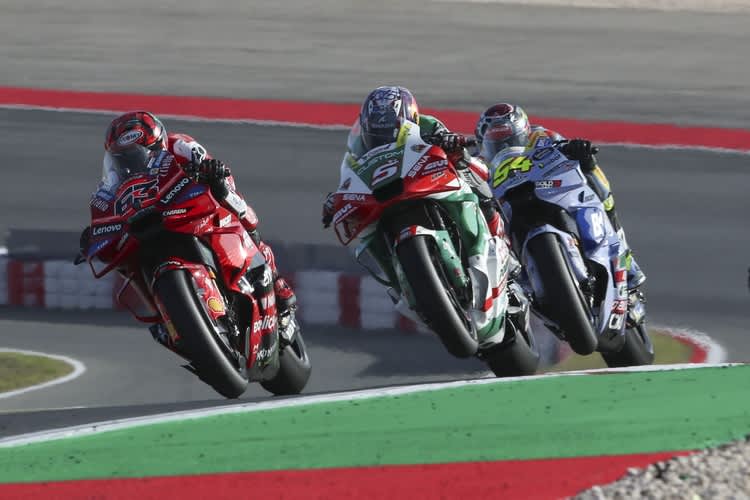 Pecco Bagnaia wurde in der letzten Kurve von Zarco und Aldeguer überrumpelt