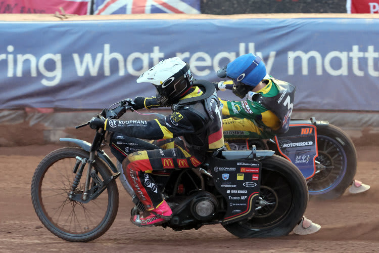Kai Huckenbeck führt das deutsche Team an – hier gegen Vizeweltmeister Brady Kurtz aus Australien