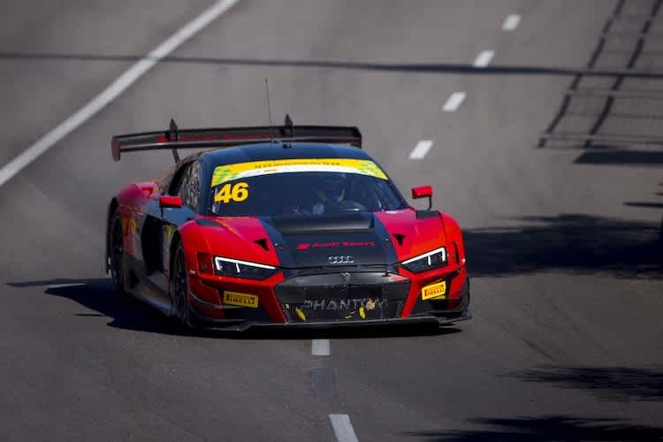 Erkennbare Beschädigung an der Front: Joel Eriksson wurde für den Startunfall beim FIA GT World Cup in Macau bestraft