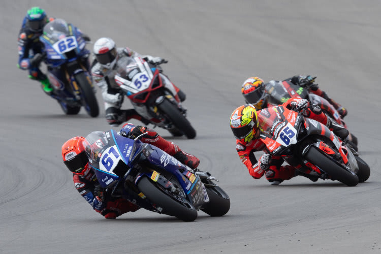 Can Öncü (vorne) fuhr Bestzeit – hier vor Philipp Öttl