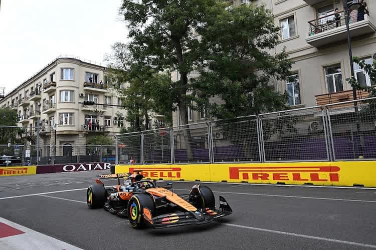Da fuhr er noch: Oscar Piastri in Baku