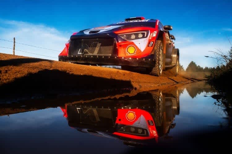 Des einen Pech, des anderen Glück: Adrien Fourmaux führt die Rallye Chile nach dem ersten Tag an