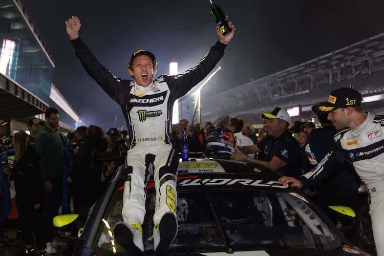 Große Freude über den Sieg bei Valentino Rossi