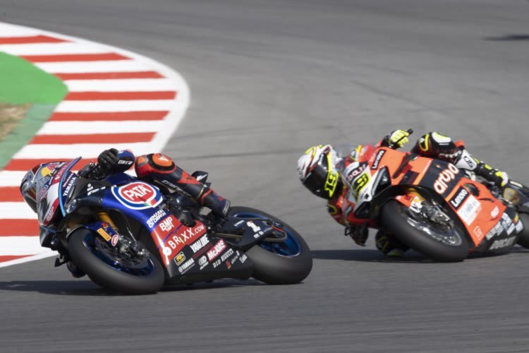 Im zweiten Rennen setzte sich Razgatlioglu gegen Bautista durch