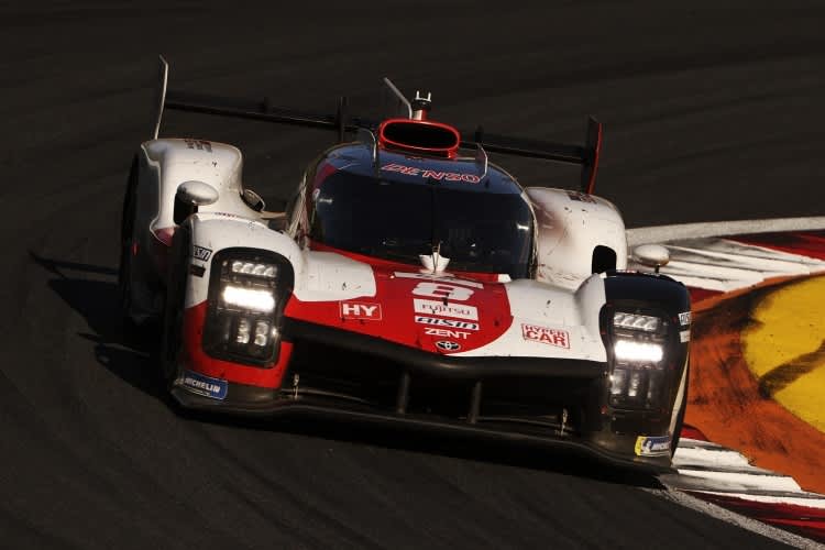 Der Toyota GR010 Hybrid aus der Hypercar-Klasse der WEC
