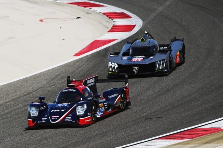 Ein Oreca 07 (LMP2) vor dem Peugeot 9X8
