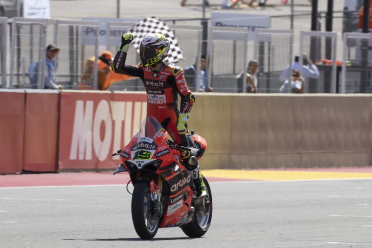 Alvaro Bautista steht vor dem Gewinn der Superbike-WM 2022