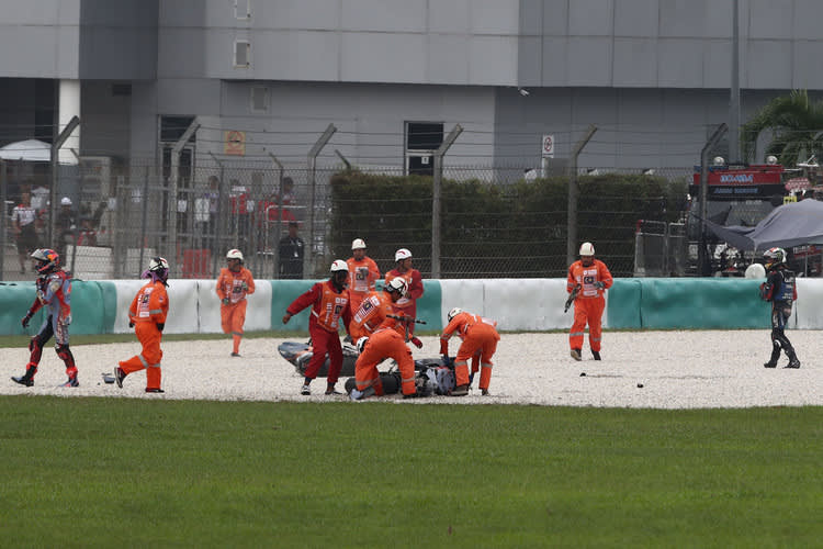 Darryn Binder und Fabio Di Giannantonio (Ducati) stürzten in Kurve 5