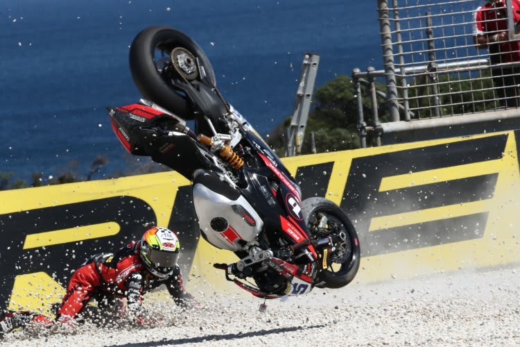 Einen Sturz am Freitag überstand Montella glimpflich