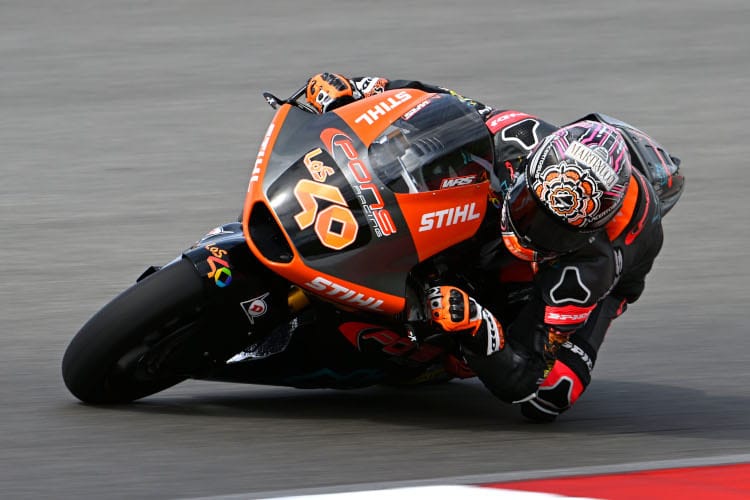 Aron Canet im neuen Pons-Look