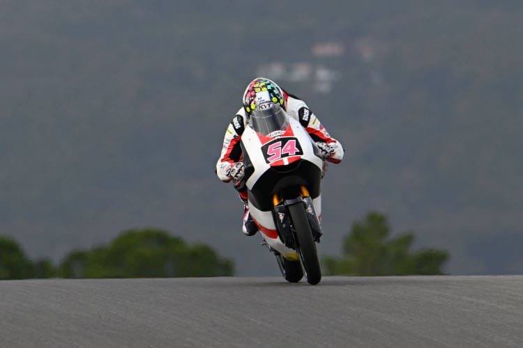 Riccardo Rossi setzte die neue Moto3-Richtzeit auf der Achterbahnstrecke