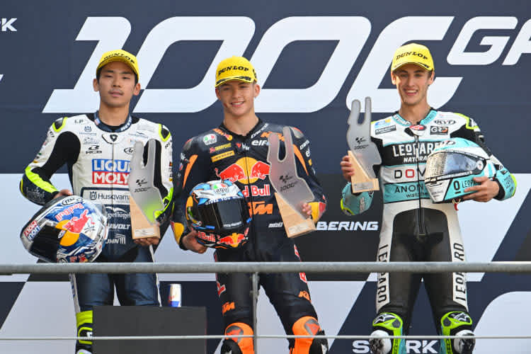 Die Top-3: Ayumu Sasaki, Sieger Holgado und Jaume Masia