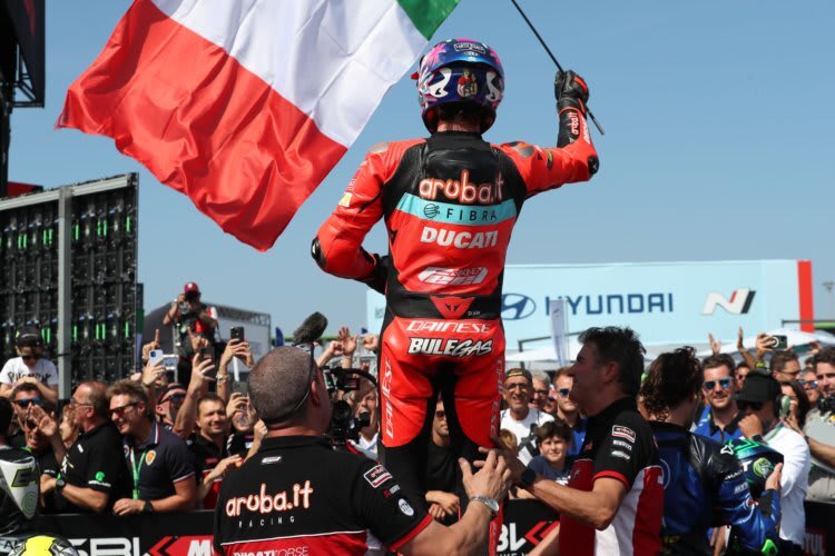 Nicolo Bulega erlebte in Misano erstmals einen Heimsieg