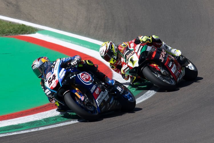 Toprak Razgatlioglu hält den Druck auf Bautista hoch