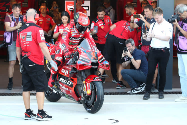 Aus der Ducati-Box gibt es Abgänge zu verzeichnen