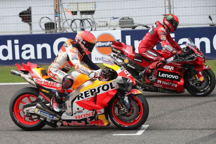 Marc Márquez und Pecco Bagnaia beim Starttraining nach FP1