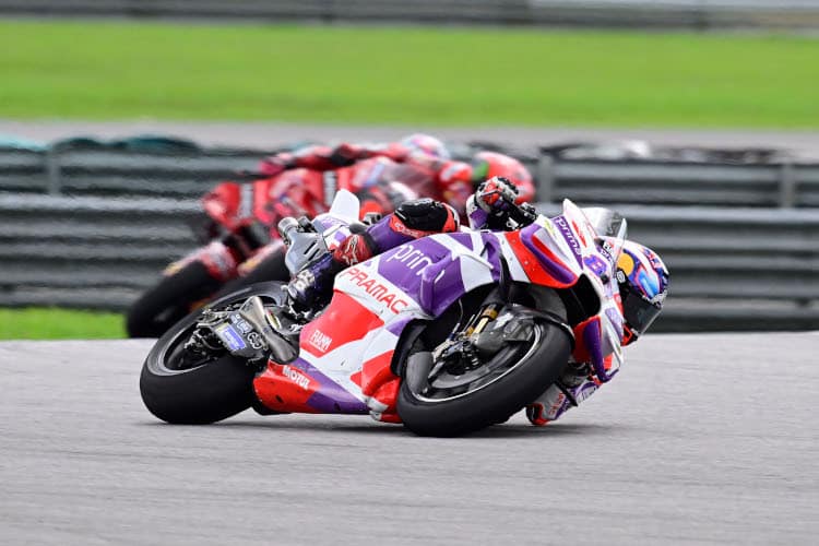 Jorge Martin vor Pecco Bagnaia