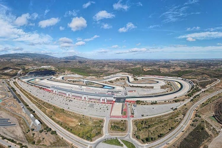 Die Rennstrecke in Portimao ist spektakulär