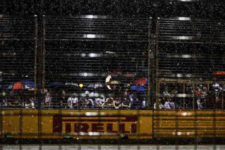 Es ist sehr nass in Singapur