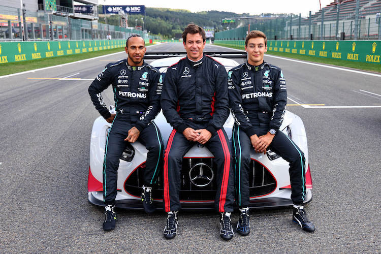 Lewis Hamilton, Toto Wolff und George Russell