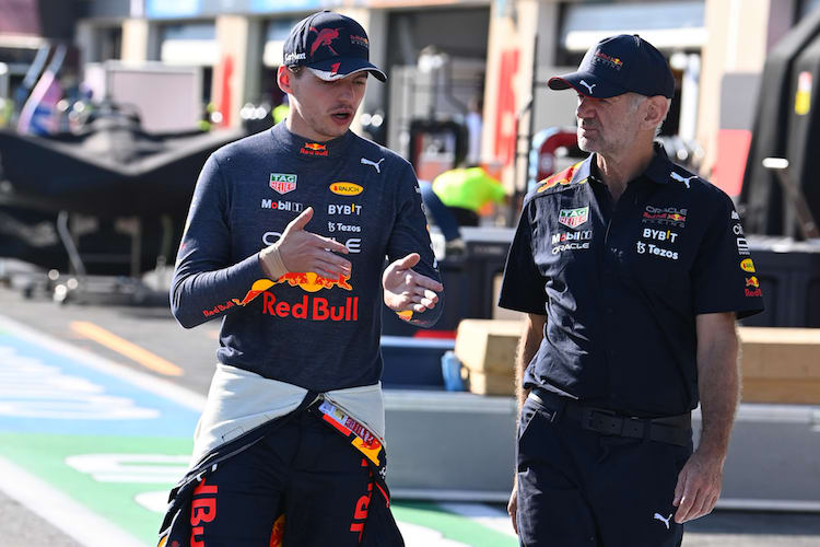 Max Verstappen und Adrian Newey 2022
