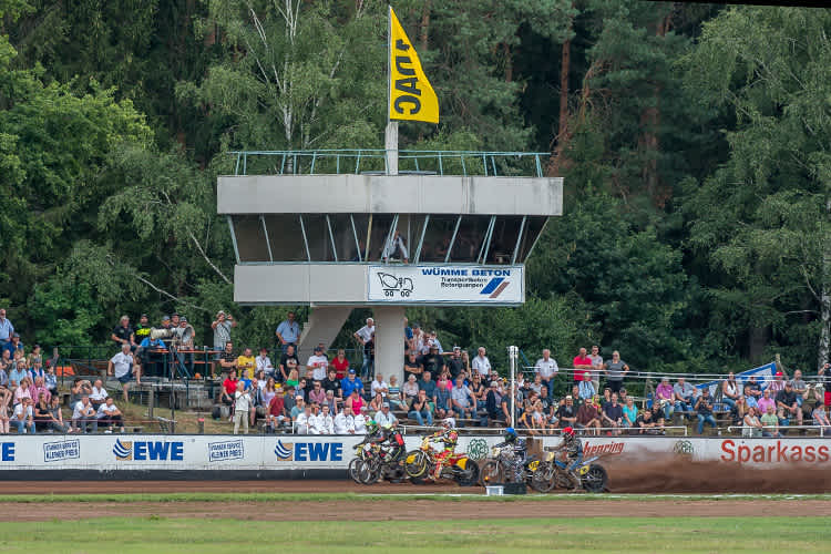Der Eichenring in Scheeßel mit seinem markanten Turm