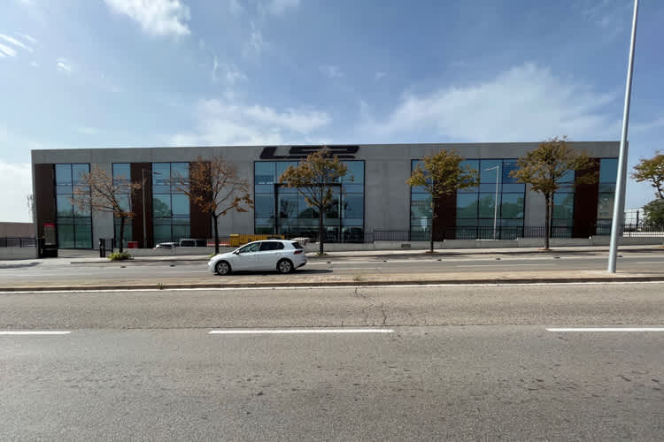 Die neue LS2-Firmenzentrale in Terrassa (Spanien)