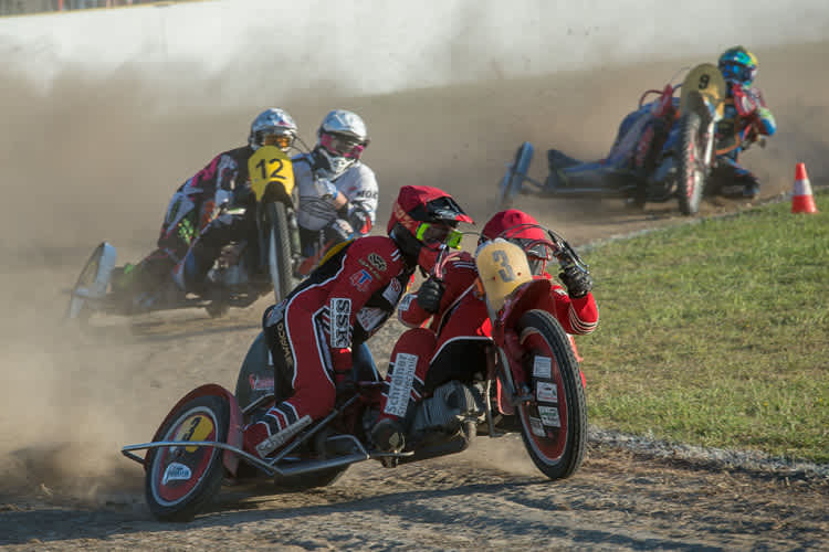 Manuel und Melanie Meier auf Siegkurs vor Mike Frederiksen/Desiree Holstein