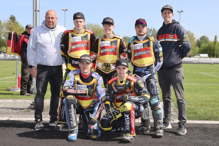 Sascha Dörner und Mathias Bartz mit dem Team Deutschland