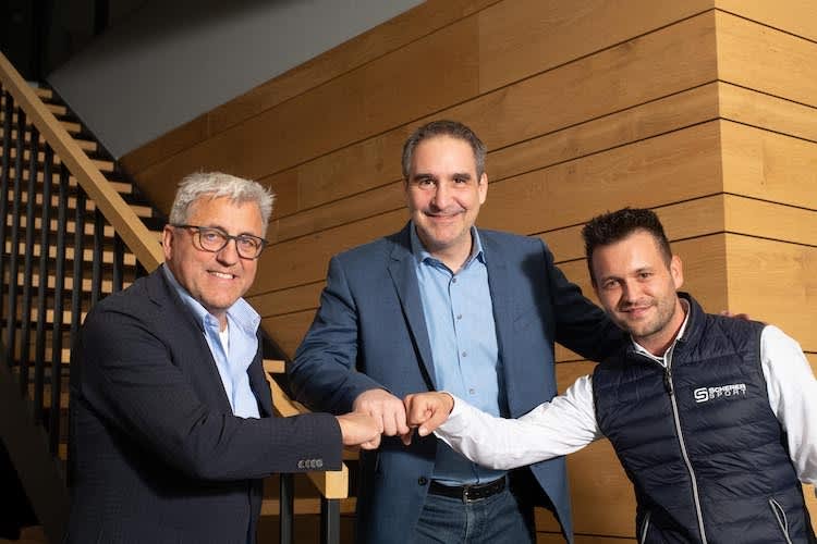 Ernst Moser, Christian Scherer und Teammanager Ron Moser (v.l.)