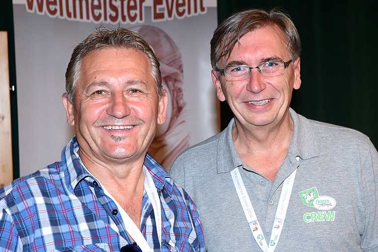 Josef Doppler mit Herbert Thumpser, dem Autor seiner Biografie