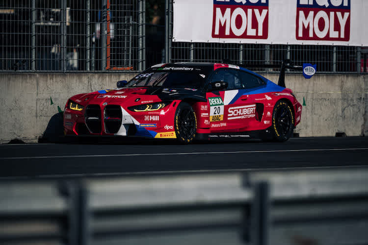  Gemeinsam mit Ben Green startet Eduardo Coseteng für Schubert Motorsport mit einem BMW M4 GT3 im ADAC GT Masters