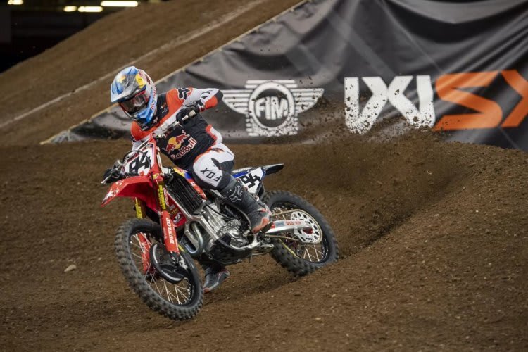 Ken Roczen in Cardiff