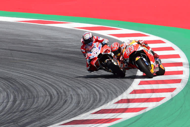 Letzte Kurve des Österreich-GP 2017: Dovizioso gegen Marc Márquez