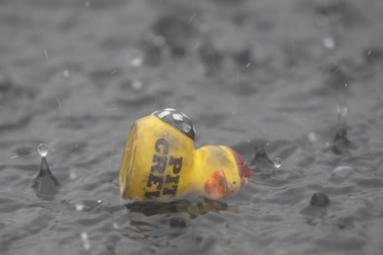 Vor einem Jahr ging sogar die Quietscheente unter