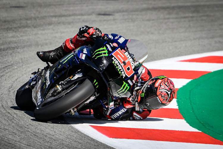 Im Vorjahr begeisterte Fabio Quartararo beim Catalunya-GP, inklusive «shoulder down»