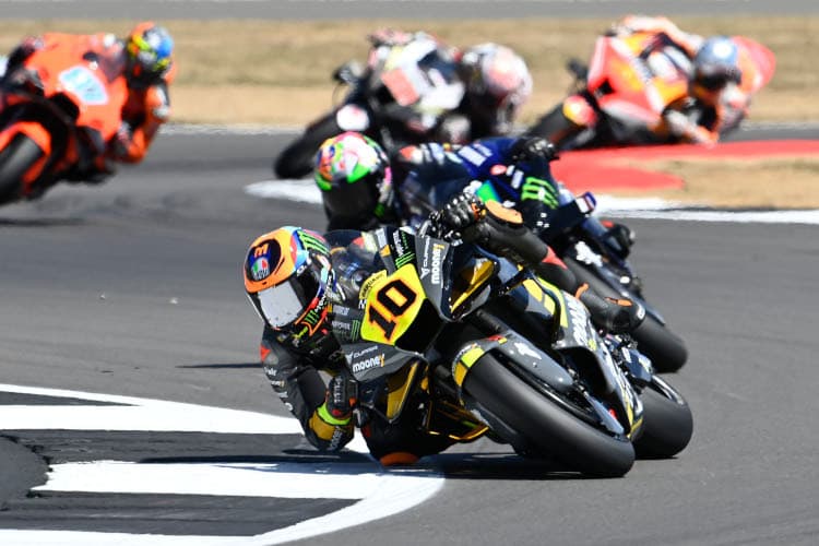 Luca Marini vor Franco Morbidelli