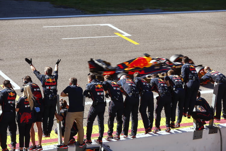 Max Verstappen fährt zu seinem 31. GP-Sieg
